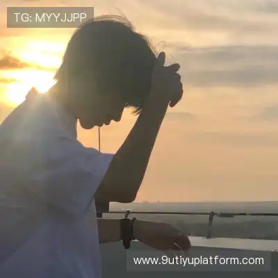 谢笛群